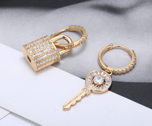 Oorbellen Keylock 2